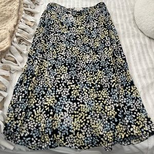 H&M | FLORAL MIDI SKIRT